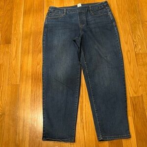 Time and tru women’s pull on jeans size large (12/14) .